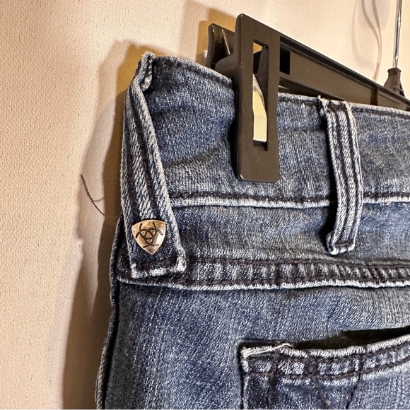 Ariat Extra Long Women's Blue Jeans - Picture 6 of 13